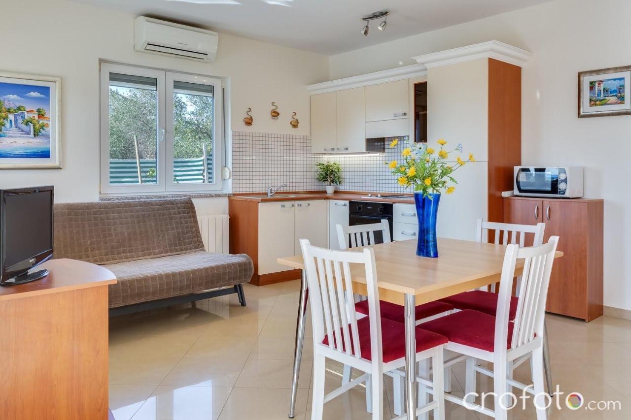 Apartmani Niko Kožino Zewnętrze zdjęcie